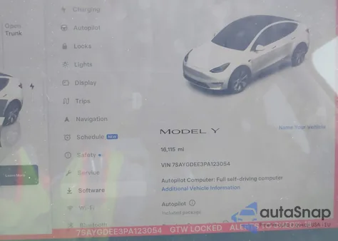2023 Tesla Model Y Awd/Long Range Dual Motor All-Wheel Drive z USA, uszkodzony, nr VIN 7SAYGDEE3PA123054